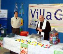 Entrega de Balanza Neonatal al Htal Municipal Illia de Villa Gesell